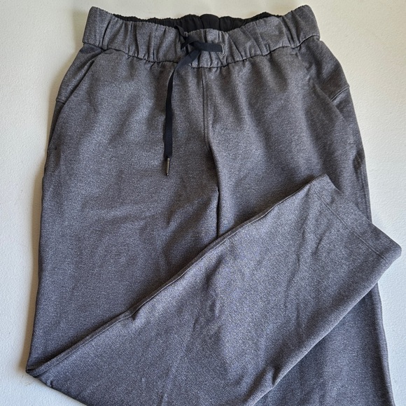 Lululemon Athletica Gray Sweatpants Relaxed Fit - Picture 1 of 3